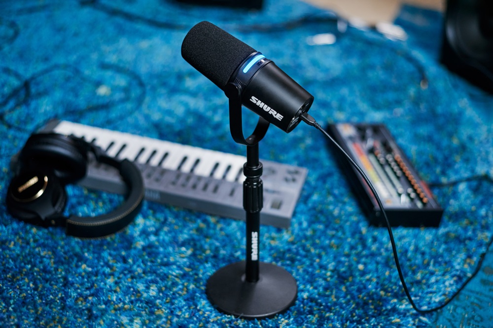 Shure MV7+ Podcast Microphone | Anh Duy Audio