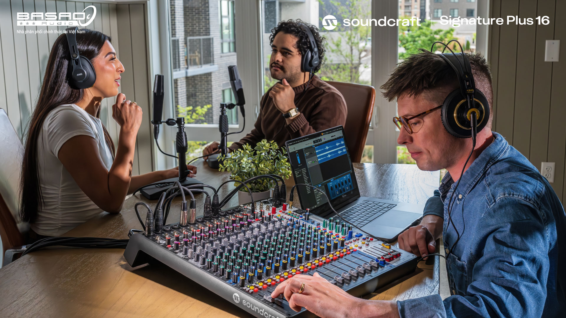 Soundcraft Signature Plus 16 | Anh Duy Audio